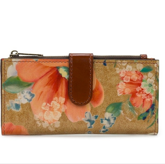 Patricia Nash Handbags - Patricia Nash Nazari Apricot Blossoms Bifold Wallet